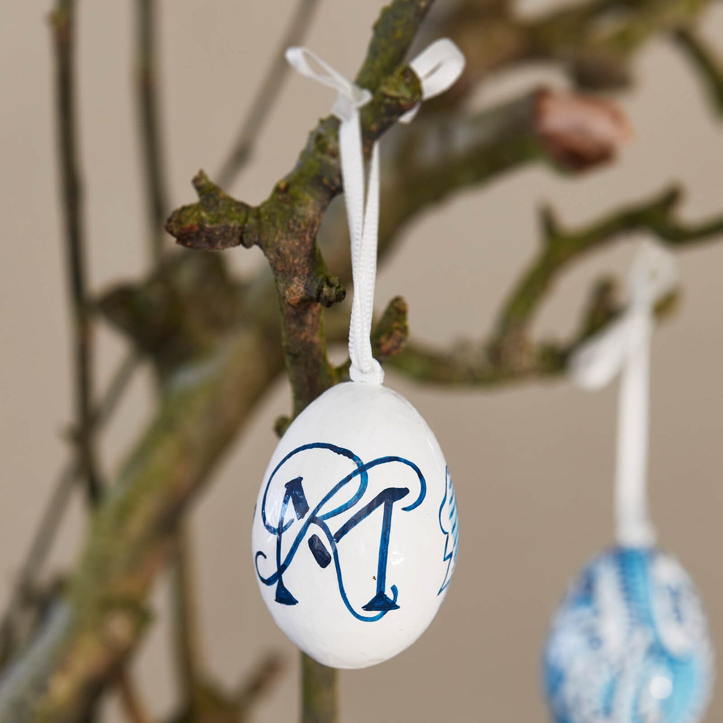 RM Amalfi Easter Ornament
