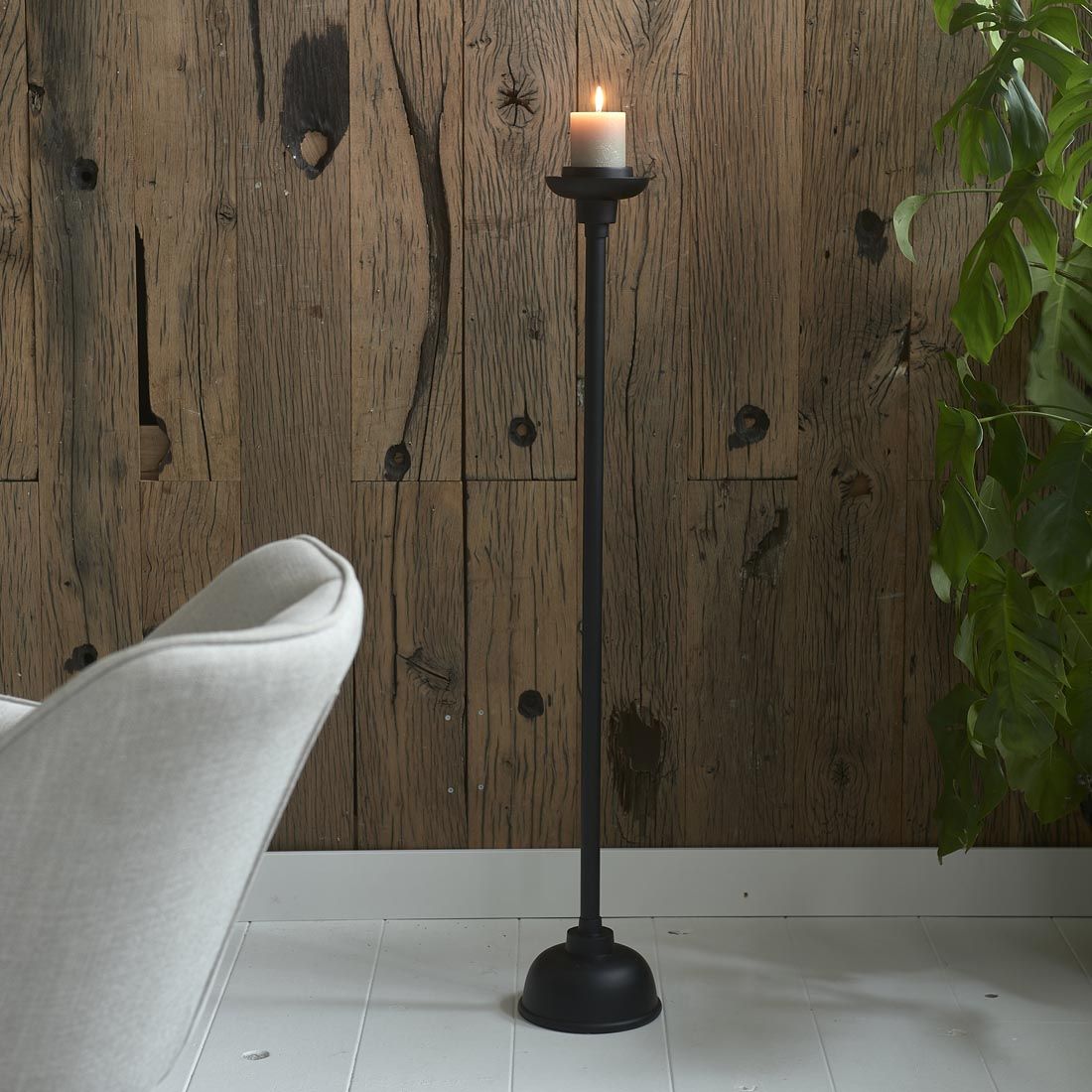 RM Xavi Candle Holder Statue