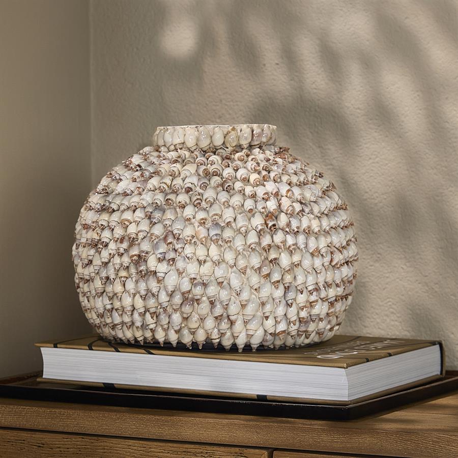 Bay View Shell Vase M