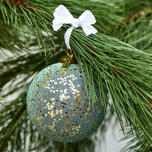 Merry Everything Ornament Dia 10