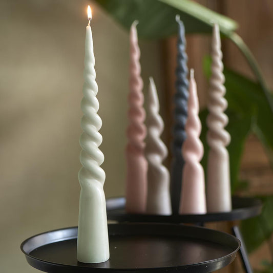Twisted Cone Candle l.green H35